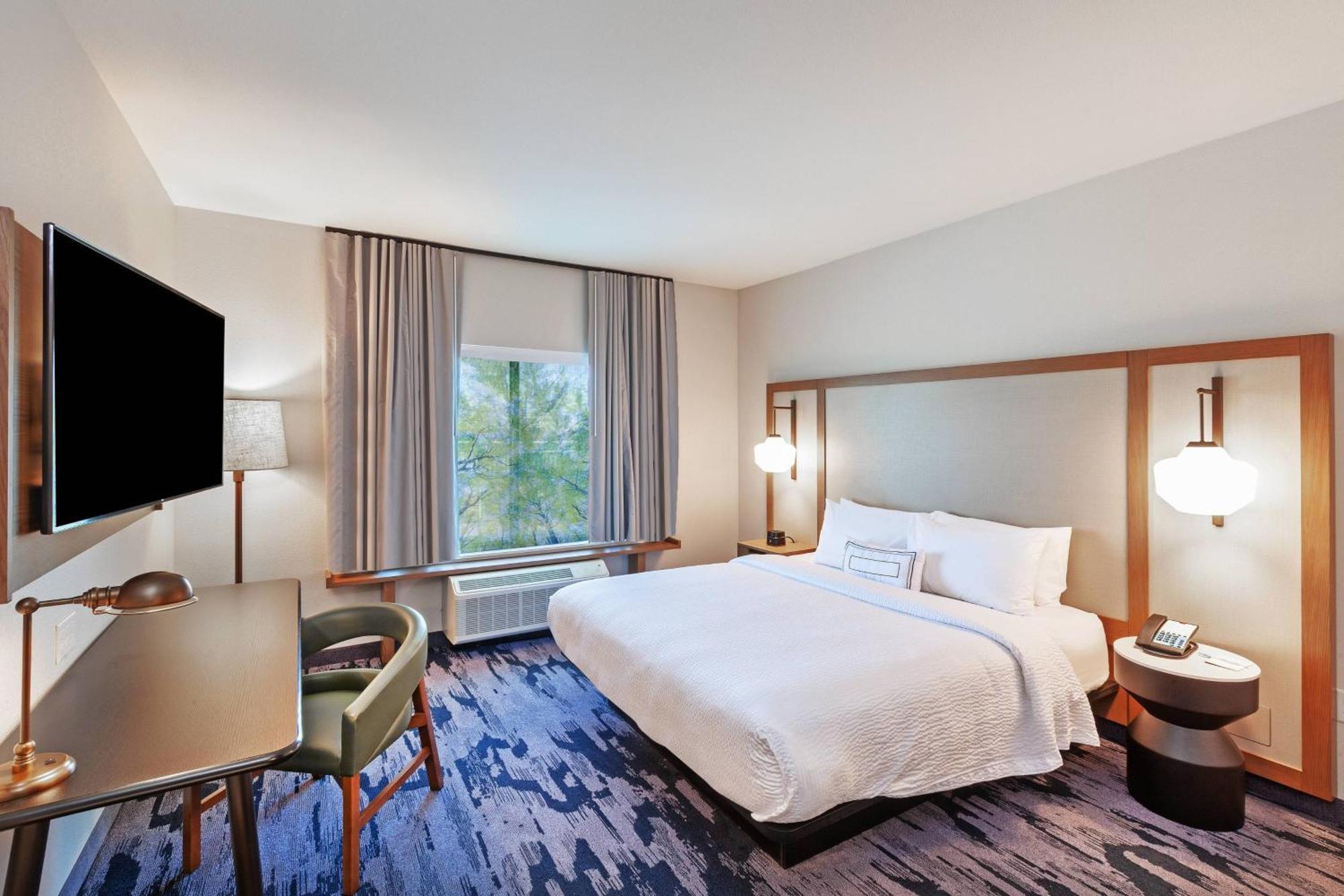 Fairfield & By Marriott Hotel Liberal