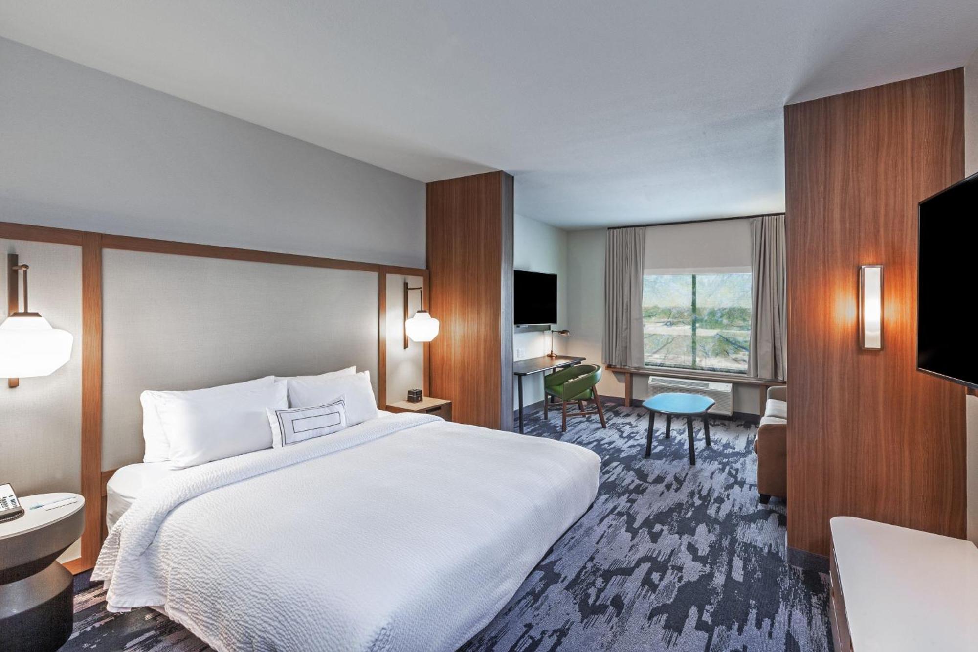 Hotel Fairfield & By Marriott Liberal
